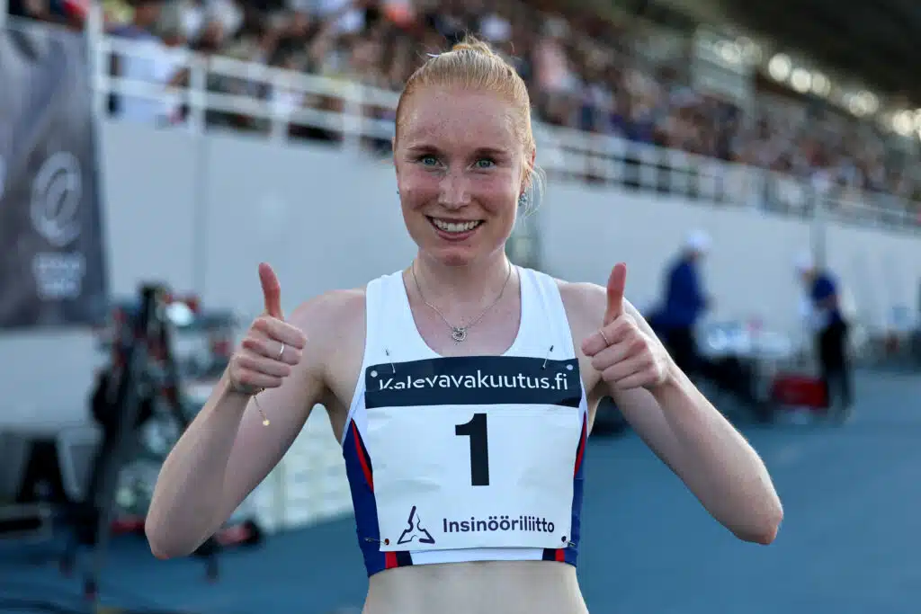 Ilona Mononen ei tullut lähtöviivalle – uusi suosikki piti pintansa