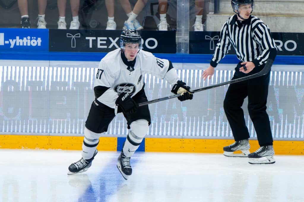 Aleksi Saarela vakuutti – TPS:lle maukas voitto