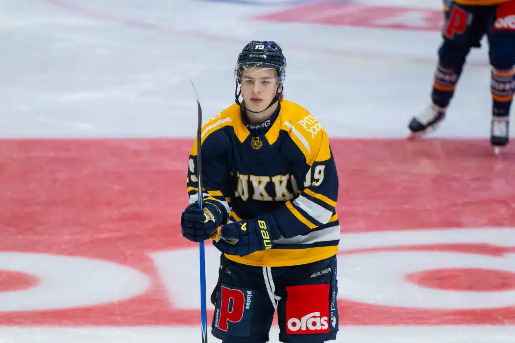 Lukon hyökkääjälupaus rapakon taakse – ”Paras paikka kehittyä pelaajana”