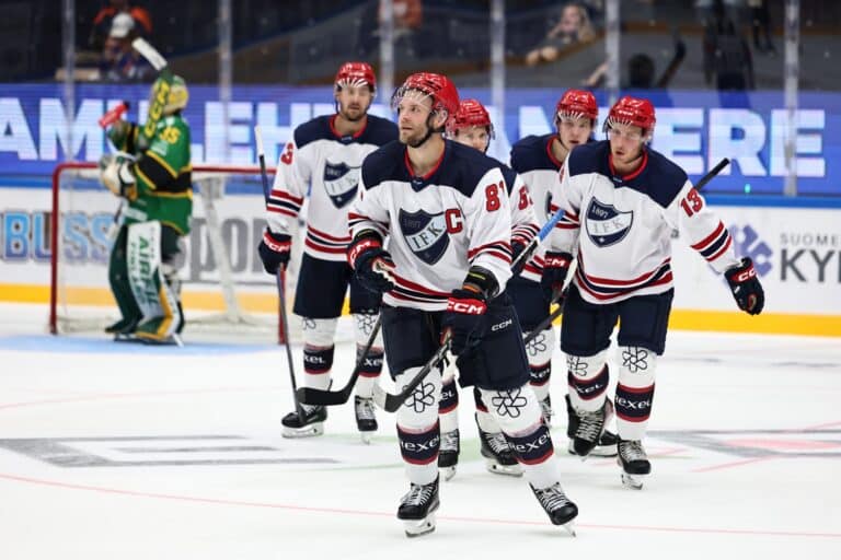 Yle: HIFK:n pelaajat joutuivat pakenemaan ulos kesken harjoitusten