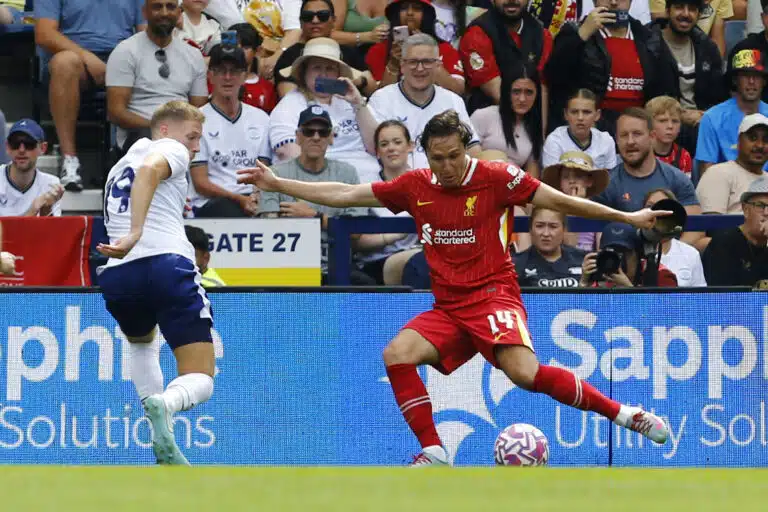 Liverpoolin tähtipelaaja sivussa Mestarien liigasta – Arne Slot kertoi nyt syyn