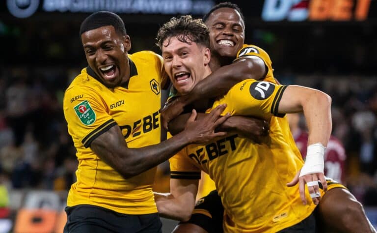 Valmentajapommi Englannissa – tästä se on enää kiinni Valmentajapommi Englannissa – tästä se on enää kiinni