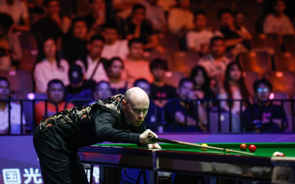Gary Wilson hillittömässä vireessä – snooker-finaali jatkuu tiukassa tilanteessa