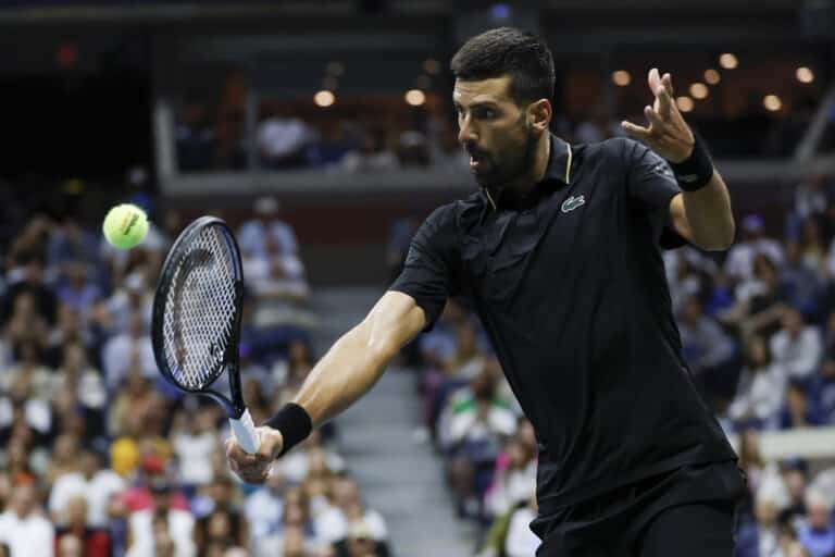 Novak Djokovic juhlatuulella – esitti hittitanssin