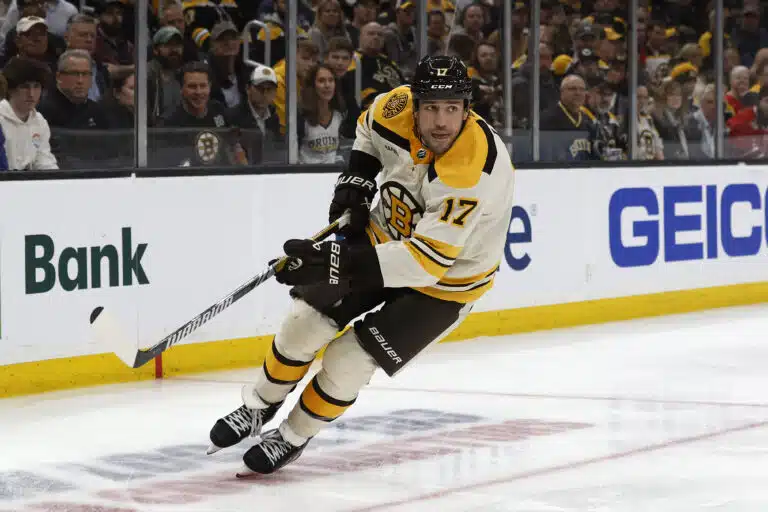 Jättiuutinen NHL:stä – Stanley Cup -mestari palaa kaukaloon harjoitusleireillä