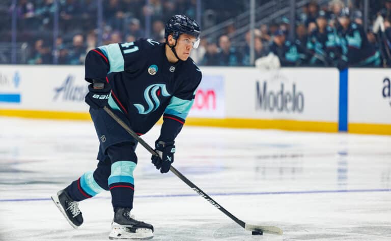 Sopu sijaa antaa – Kaapo Kakon joukkuekaverille muhkea jatkosopimus