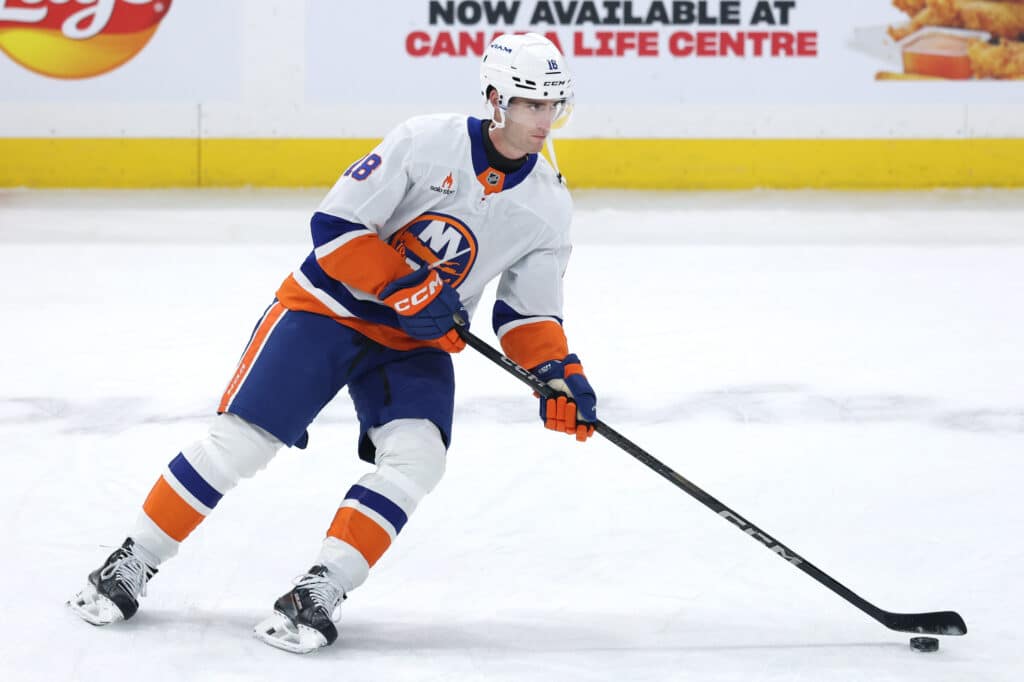 NHL-floppi leikkauspöydälle – kausi ohi