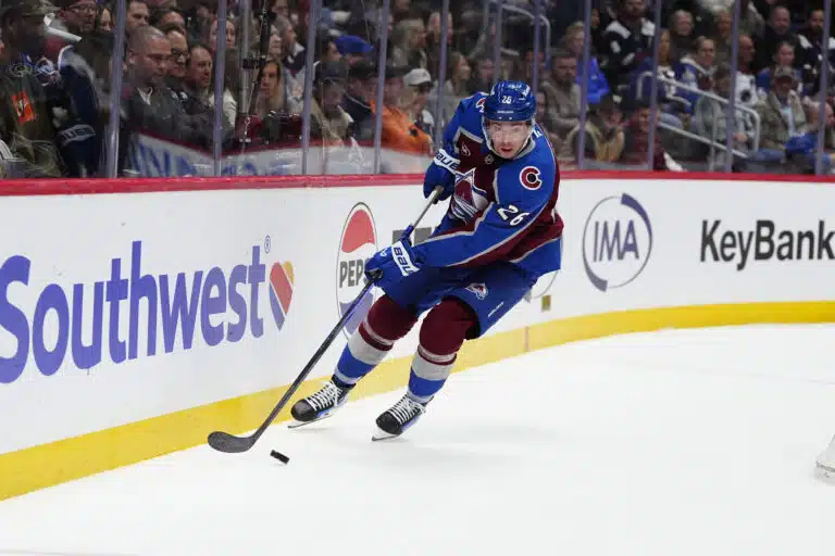 NHL-tähti vaihtaa taalakaukalot frangeihin