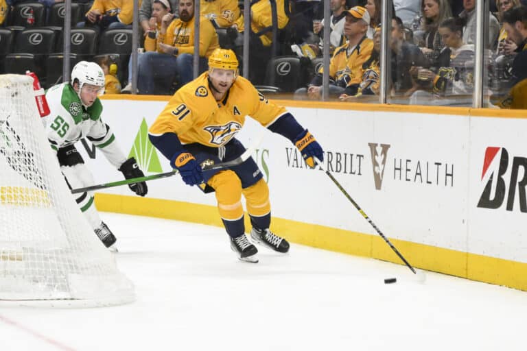 Steven Stamkos harmitteli Nashvillen viime kautta: ”Se oli pettymys”