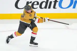 Vegasin NHL-supertähti myönsi ongelmansa – nyt vaaditaan enemmän Vegasin NHL-supertähti myönsi ongelmansa – nyt vaaditaan enemmän
