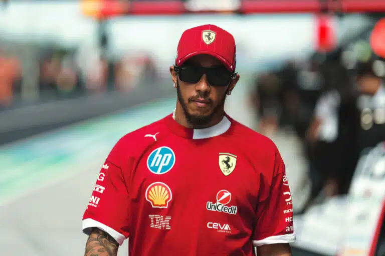 Ferrari teki kaksi kaappausta Mercedekseltä