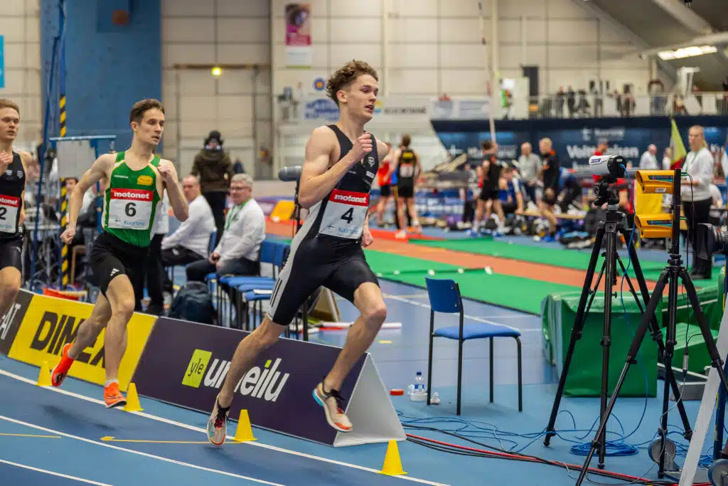 Hieno suomalaisaika 800 metrillä – ennätys parani roimasti