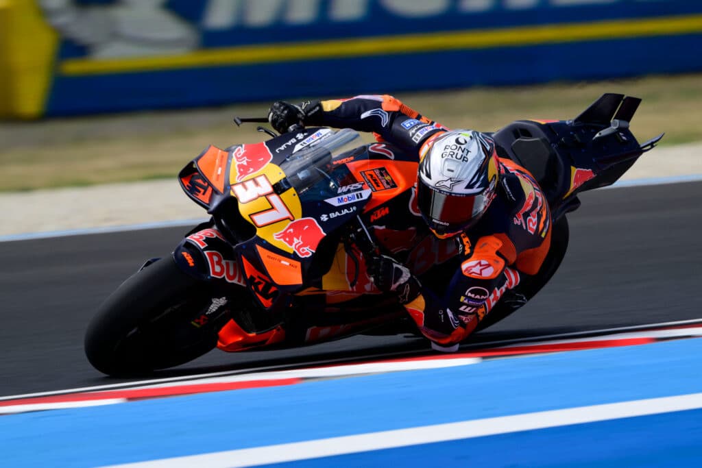 Aki Ajon johtaman tallin tähtikuljettajalla karmea tilanne Unkarissa – ”Järkyttävä video”