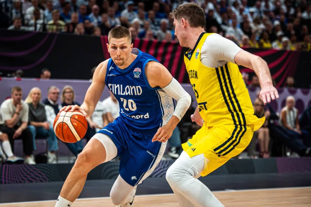 Susijengin pelaaja käänsi takkinsa