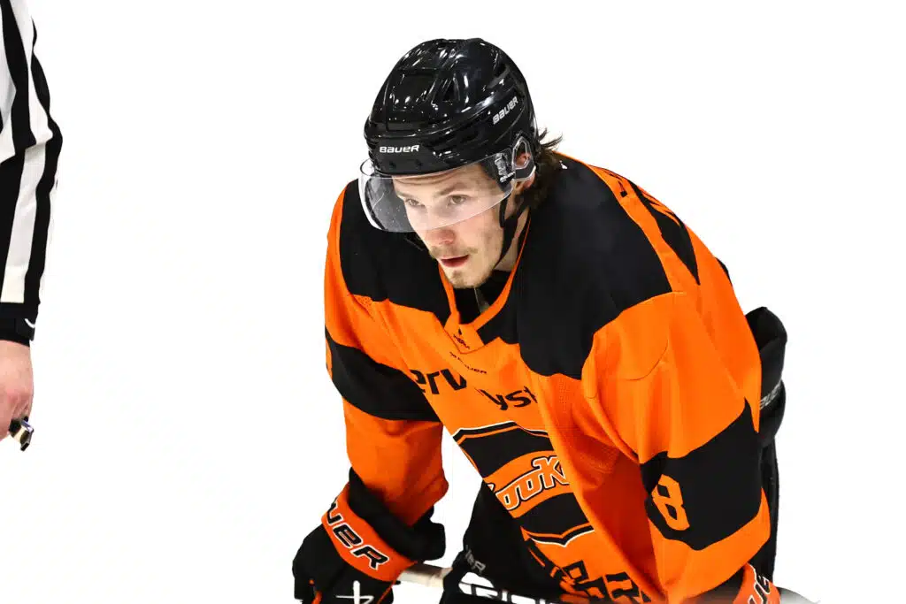 Suomalainen NHL-lupaus passitettiin farmiin