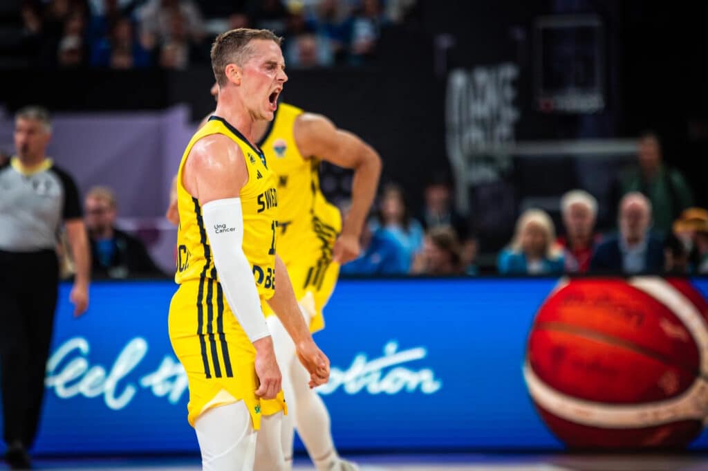 Pettyneet ruotsalaiset haukkuivat erotuomarit – ”Saivat meidät häviämään”