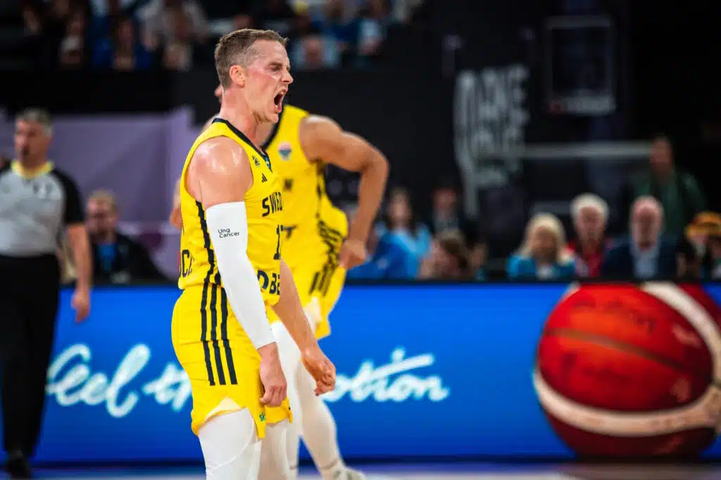 Pettyneet ruotsalaiset haukkuivat erotuomarit – ”Saivat meidät häviämään”