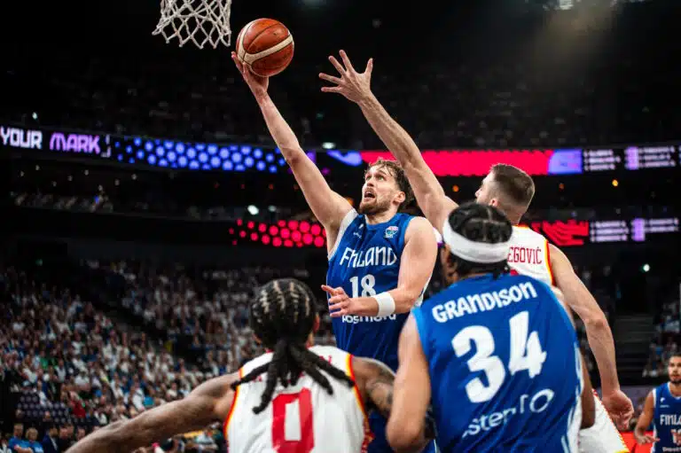 Susijengin Mikael Jantunen raivannut tiensä Euroopan ykkösseuraan – näin hän ajattelee NBA:sta