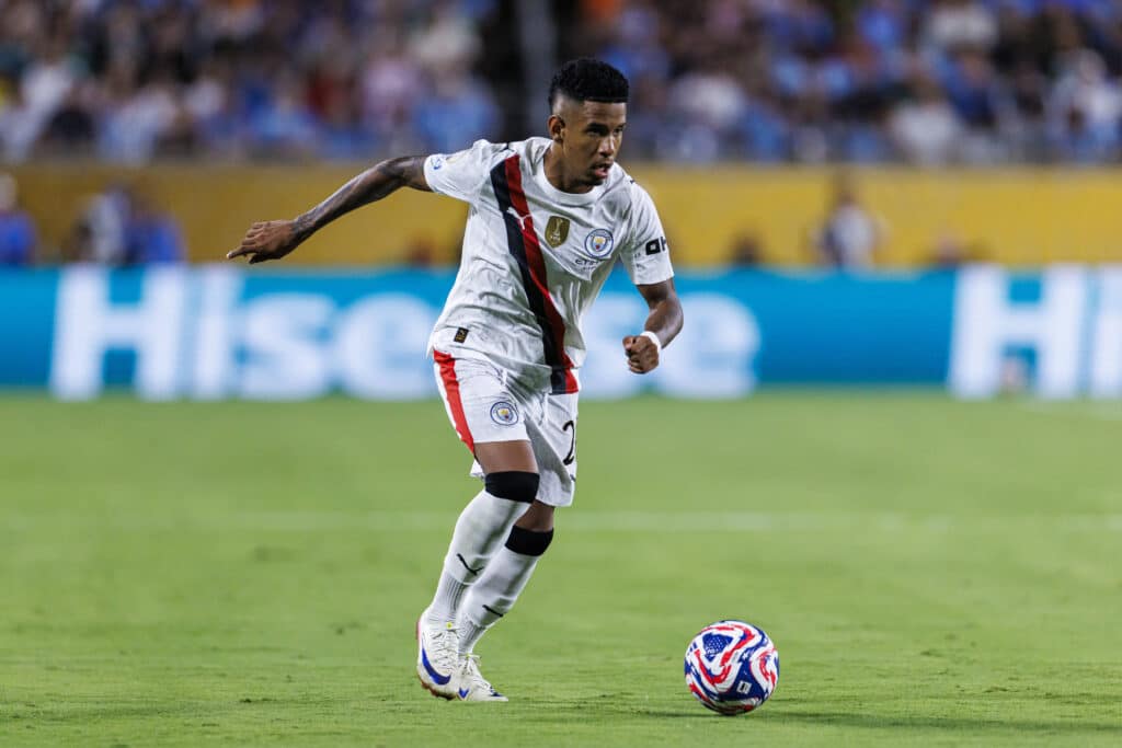 Valioliigan suurseura edelleen brassihyökkääjän perässä