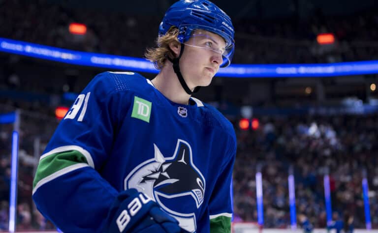 Venäläispelaajan paluu NHL:ään meni puihin - sopimus purettu Venäläispelaajan paluu NHL:ään meni puihin – sopimus purettu