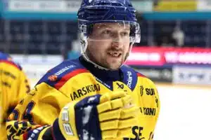 Jukureille tärkeitä miehiä kokoonpanoon