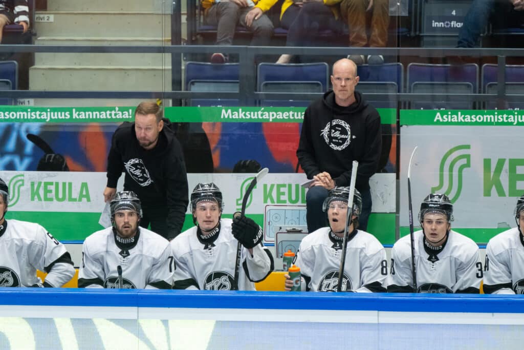 Toni Söderholmin TPS jyrää vastustamattomasti SM-liigassa Toni Söderholmin TPS jyrää vastustamattomasti SM-liigassa