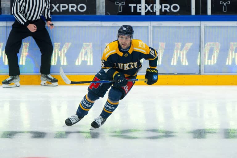 Liigassa paha tälli – pelaaja loukkaantui