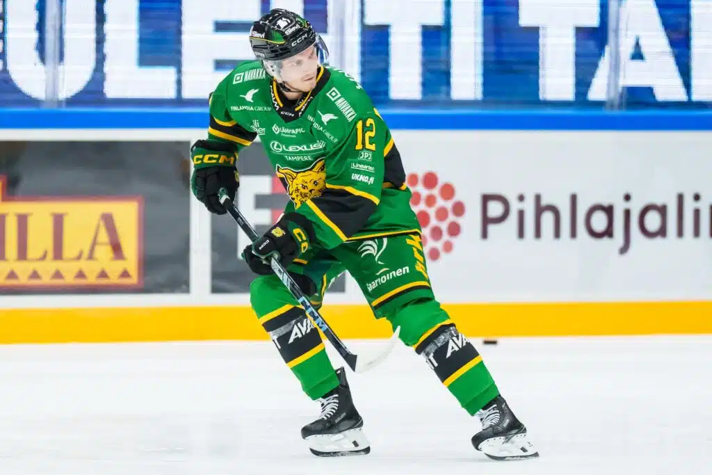 Ilvekselle loistavia uutisia sairastuvalta – Kärppien kokoonpanossa yllätysnimi