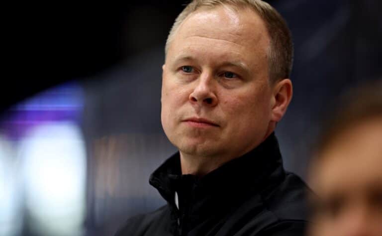 Ilveksen Tommi Niemelä joutui myöntämään karut tosiasiat Ilveksen Tommi Niemelä joutui myöntämään karut tosiasiat