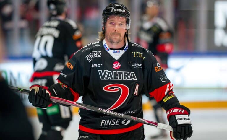 JYPiltä kryptinen päivitys