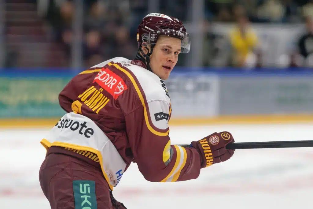 Granlund on noussut Puljujärven edelle