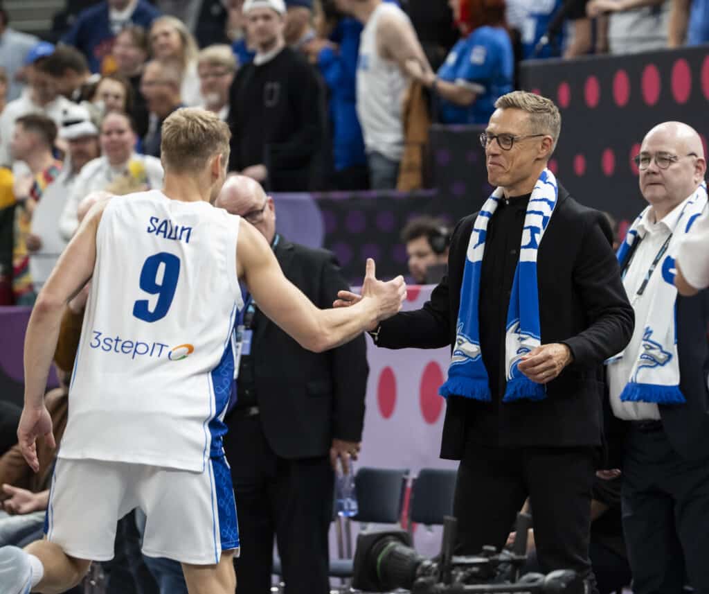 Presidentti Stubbin sanat susijengiläiseltä ohi – ”Mua ei yllätä mikään sen äijän kohdalla”