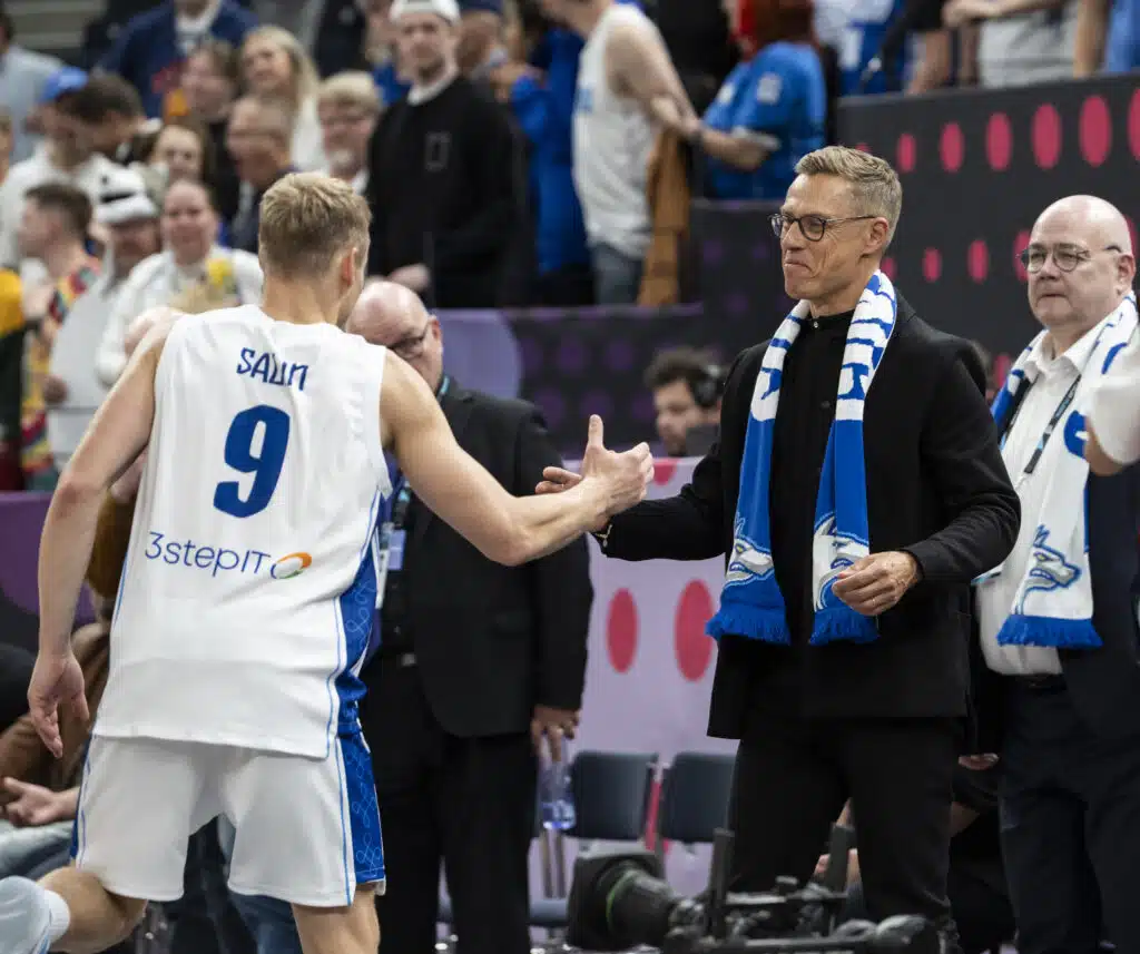 Presidentti Stubbin sanat susijengiläiseltä ohi – ”Mua ei yllätä mikään sen äijän kohdalla”