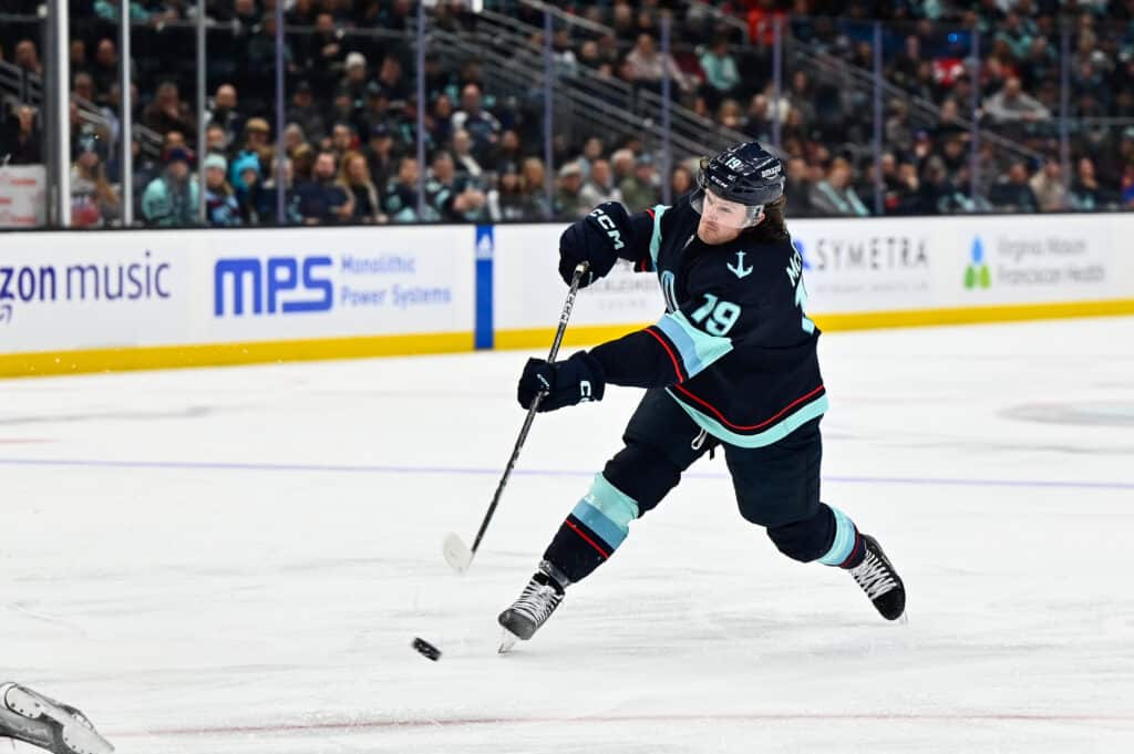 Siirtohuhuissa pyörivä kanadalaistähti sai kovan tällin Siirtohuhuissa pyörivä kanadalaistähti sai kovan tällin