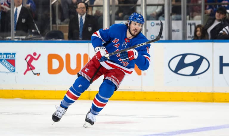 Uskomaton sulaminen NHL:ssä – kiukuttelija ratkaisi