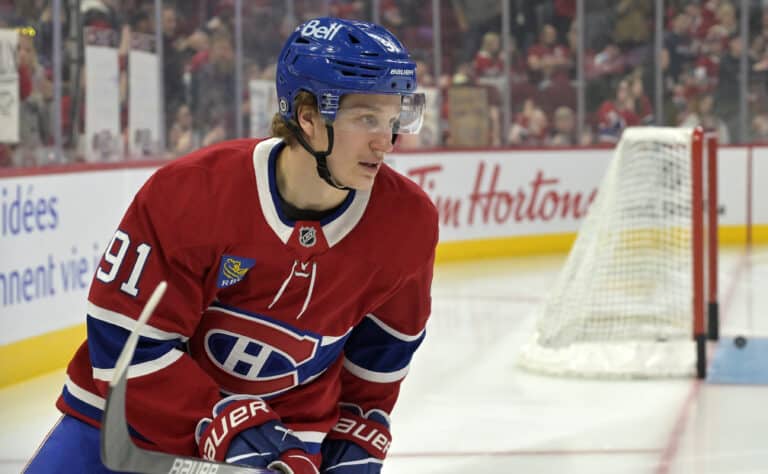 NHL:n suomalaissensaatio kerää ylistystä – ”Hieno nähdä” NHL:n suomalaissensaatio kerää ylistystä – ”Hieno nähdä”