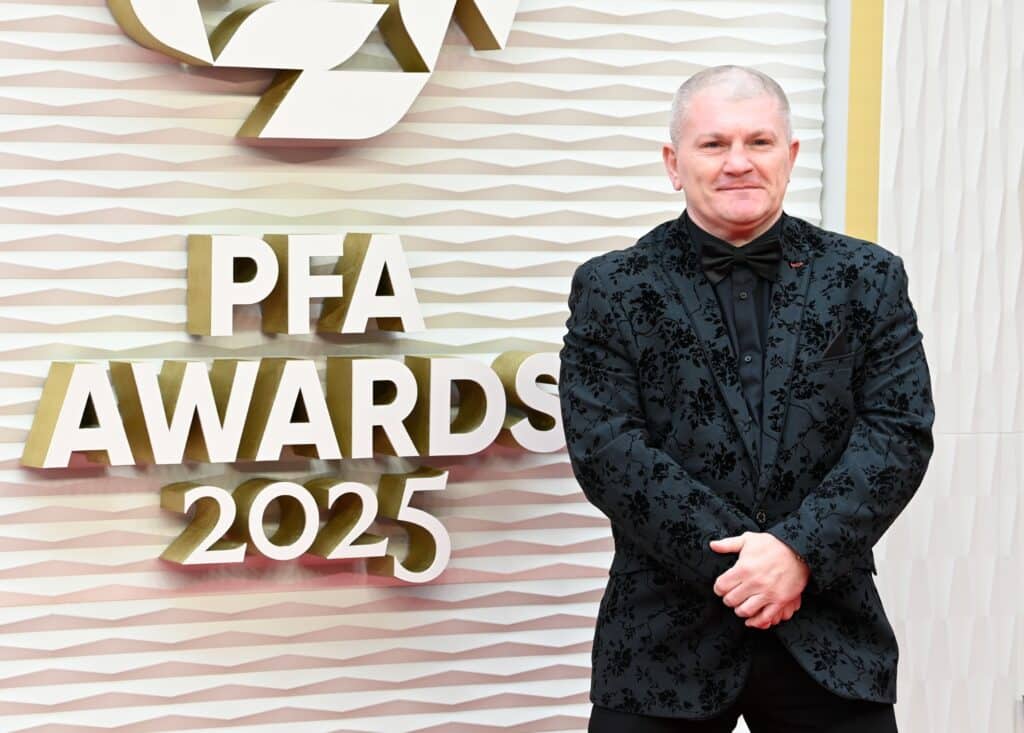 Mestarinyrkkeilijä Ricky Hatton, 46, löydetty kuolleena Mestarinyrkkeilijä Ricky Hatton, 46, löydetty kuolleena