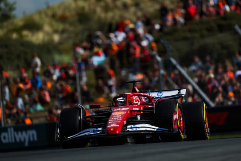 Ferrari-kuskilta pyyhe kehään Monzassa