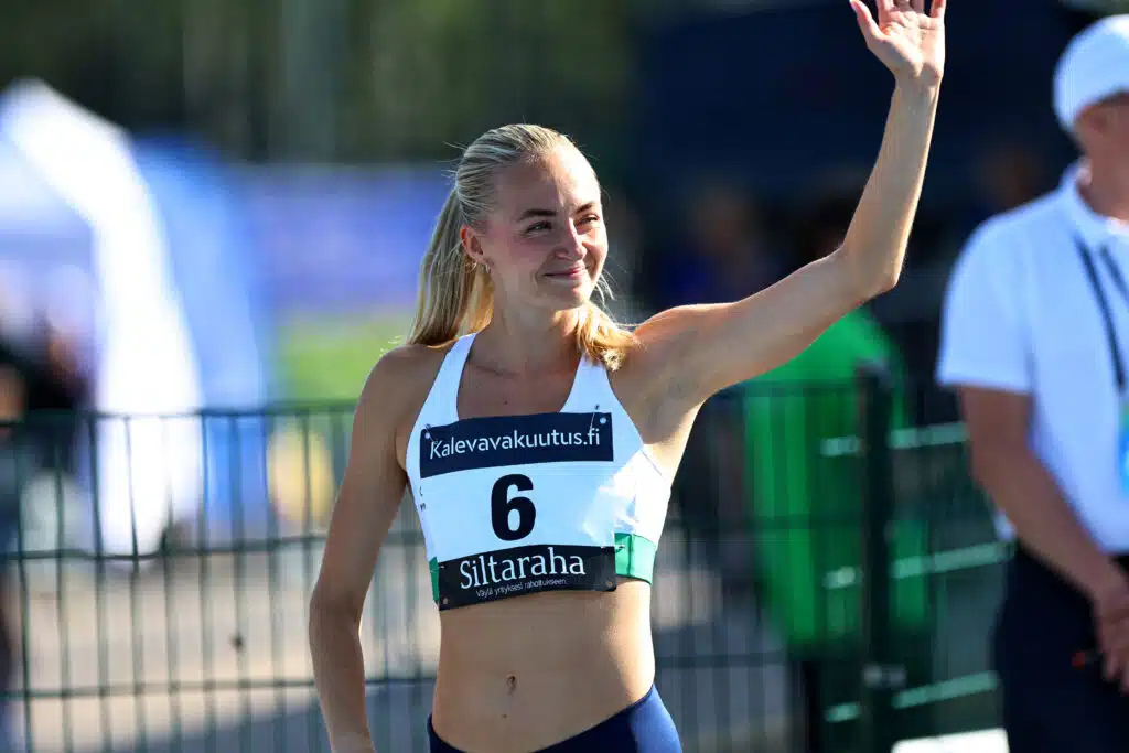 Eveliina Määttänen Ylelle: ”Alkoi happoa ryöpytä jalkoihin” Eveliina Määttänen Ylelle: ”Alkoi happoa ryöpytä jalkoihin”