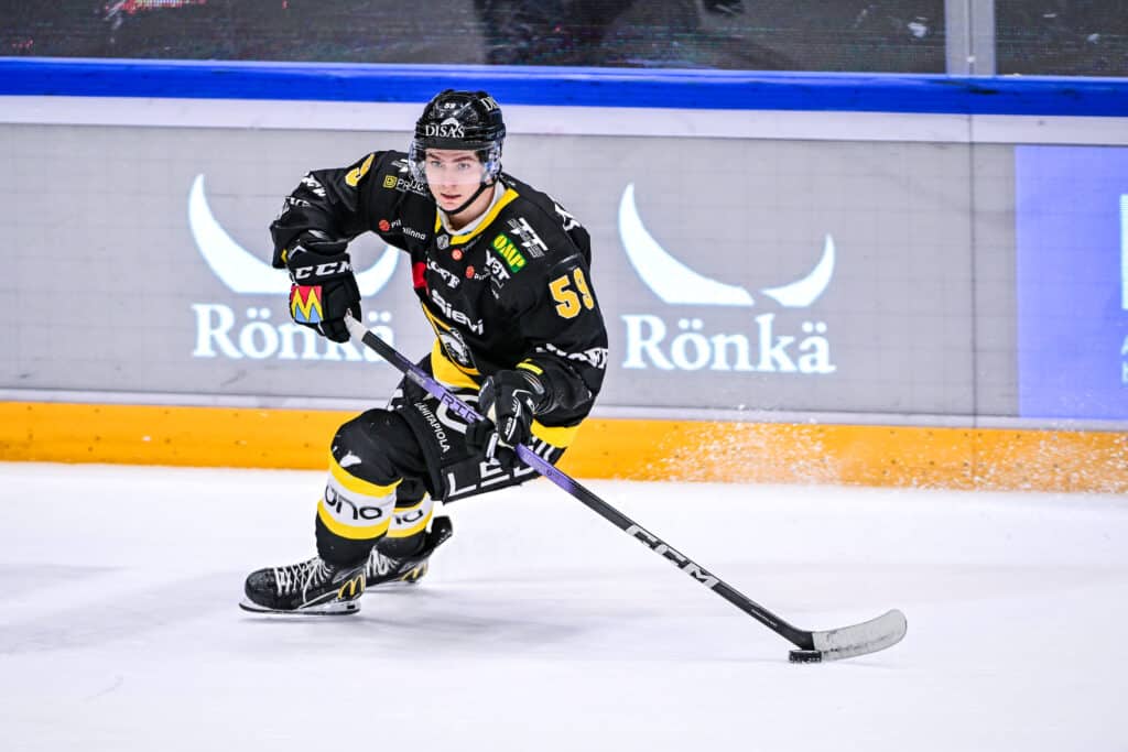 Nyt oli nopeaa toimintaa – Liiga-tähti palaa juurilleen