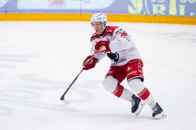 Kärpät hankki Jokereiden kasvatin – ”Tarvitsimme vahvistusta sentteriosastolle”