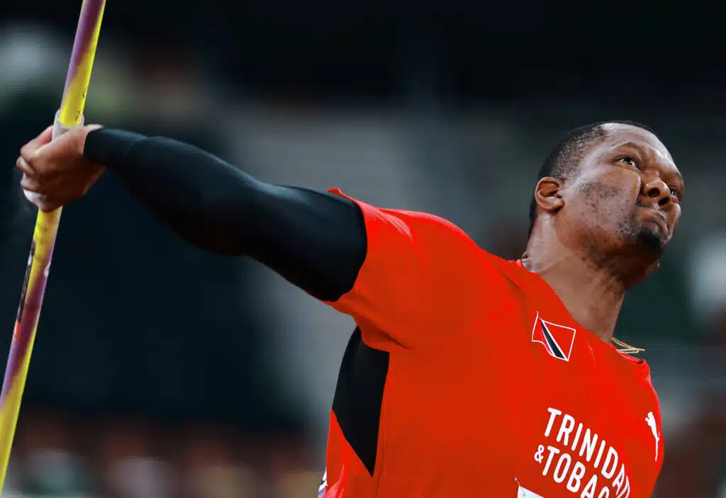 Miesten keihäskisassa jysäytettiin kovia yllätyksiä Tokiossa