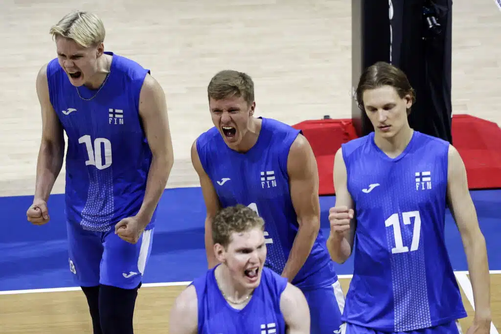 Näkökulma: Mitä ihmettä Suomen futiksessa oikein sekoillaan – Veljekset ja Susijengi näyttävät kaikille tekemisen maalia