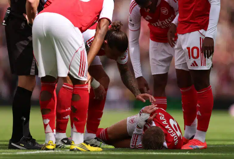 Arsenalille lisää takapakkia – kapteeni pitkään sivussa