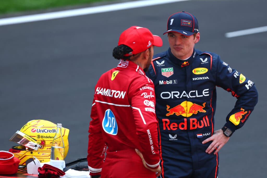 Ei olisi tätäkään uskonut – Max Verstappen toivoo Lewis Hamiltonilta apuja