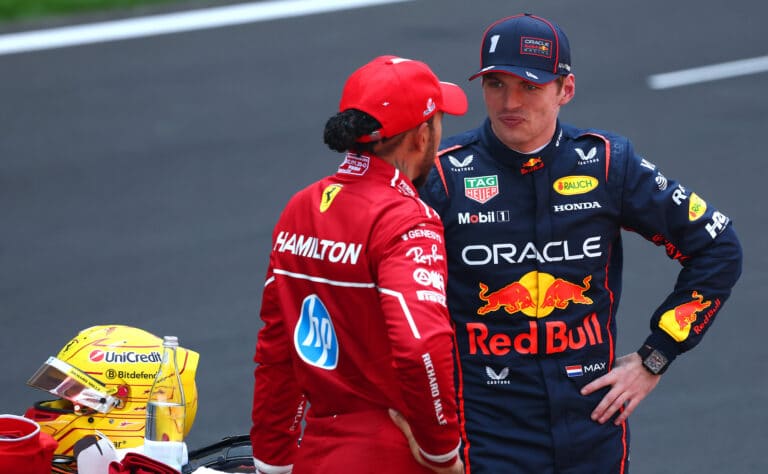 Ei olisi tätäkään uskonut - Max Verstappen toivoo Lewis Hamiltonilta apuja Ei olisi tätäkään uskonut – Max Verstappen toivoo Lewis Hamiltonilta apuja