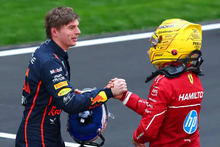 Max Verstappen teki mielipiteensä selväksi Lewis Hamiltonista