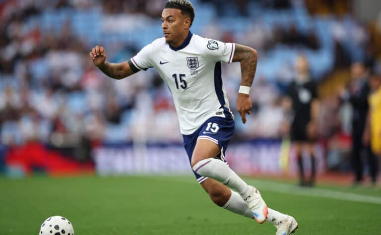 Valioliigajoukkue teki jatkosopimuksen Englannin maajoukkuemiehen kanssa Valioliigajoukkue teki jatkosopimuksen Englannin maajoukkuemiehen kanssa