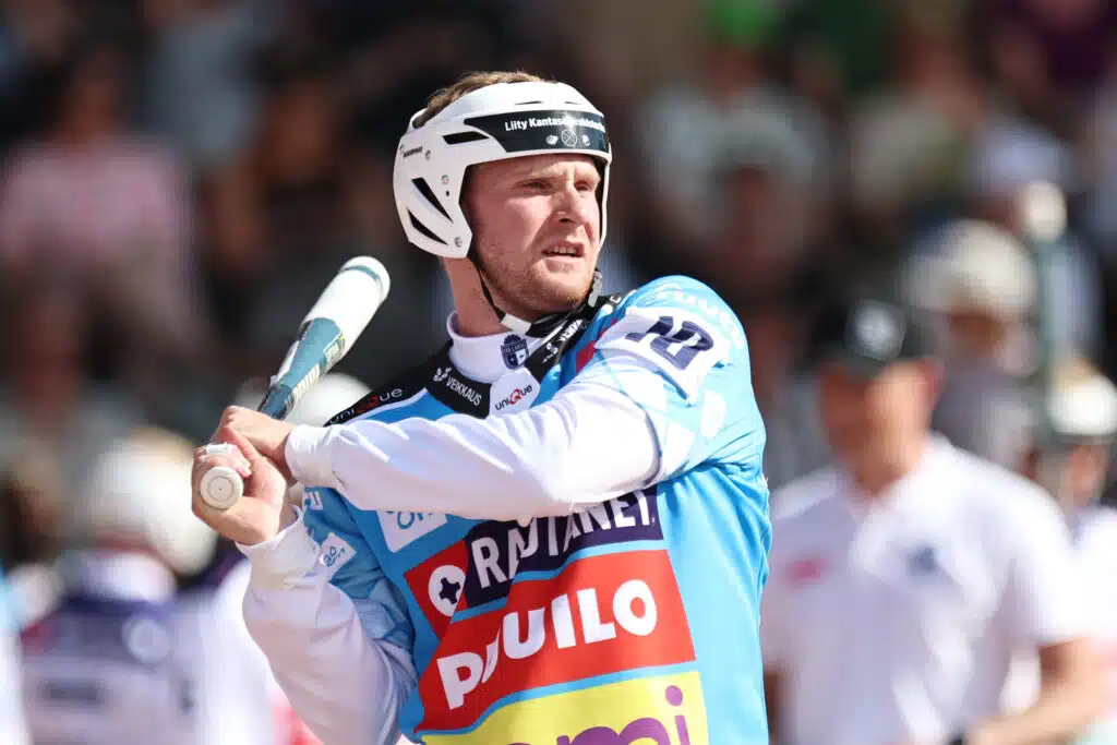 Manse PP paineli Superpesiksen finaaliin