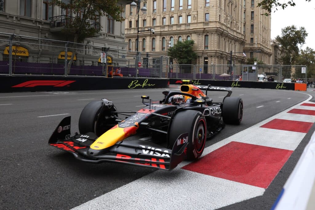 F1-tähti pahoitteli törkypuheitaan